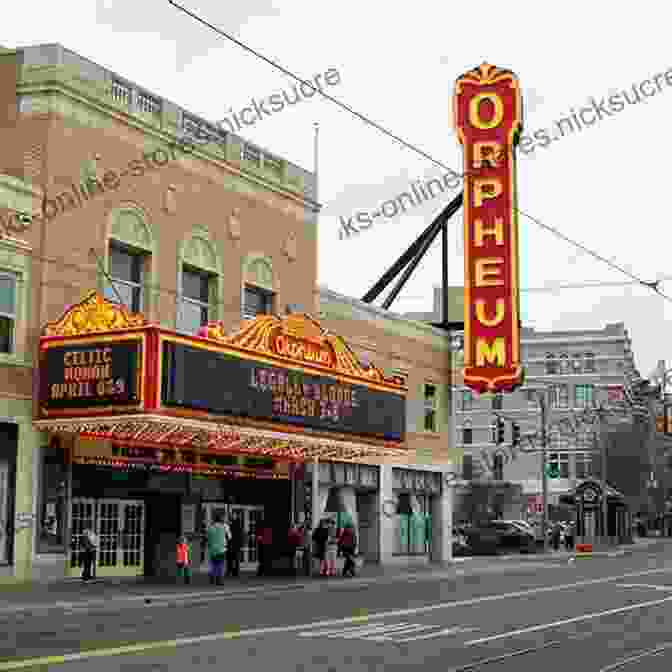 The Orpheum Theatre In Memphis, Tennessee Clarence Saunders The Founding Of Piggly Wiggly: The Rise Fall Of A Memphis Maverick (Landmarks)